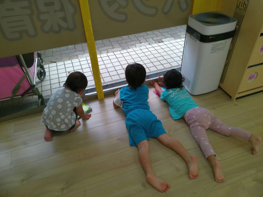 なにであそぼうかな？画像