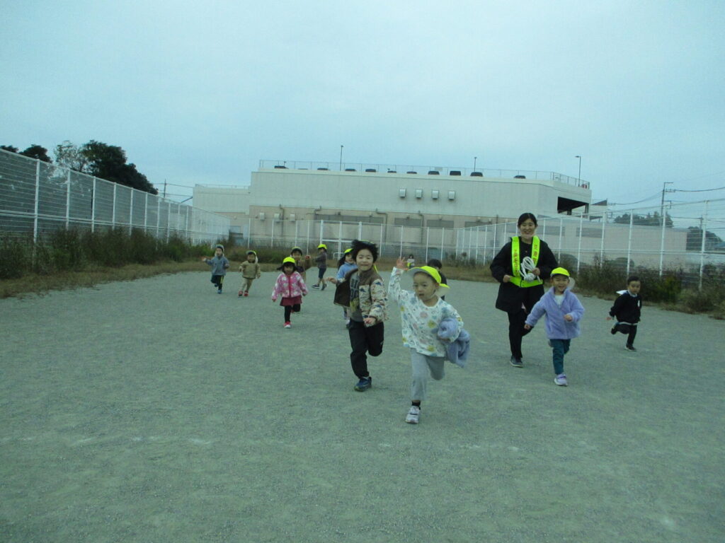 みんなで公園へ♪画像