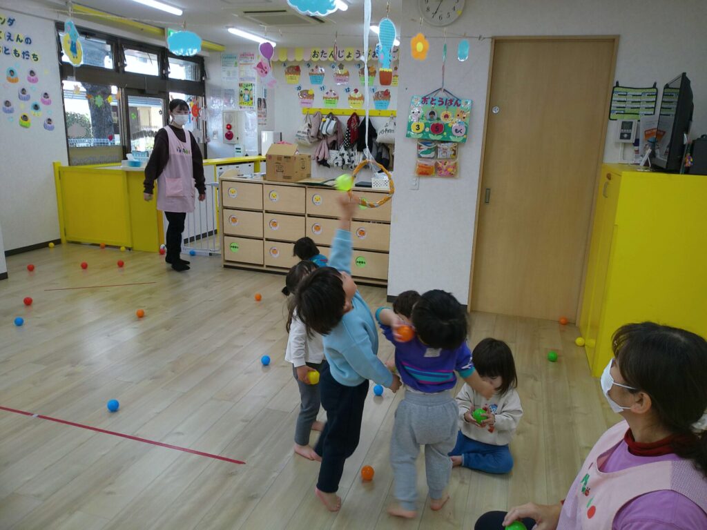 ボール遊びをしたよ。画像