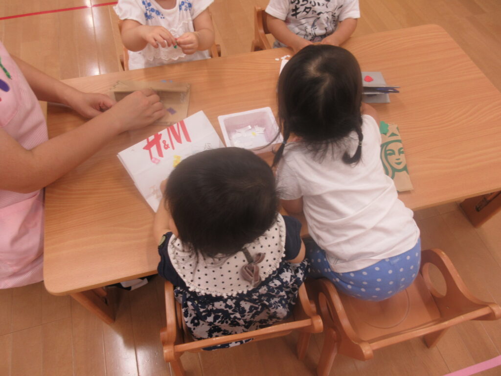 おたのしみ会のかばん作り①画像